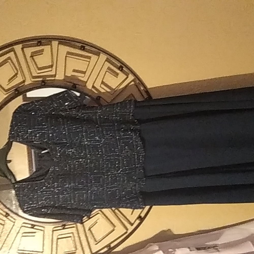20 - Picture 2 of 3